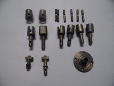 VINTAGE  Lot axes pour BURNS double frein  ?? ( marque Hobbythek )