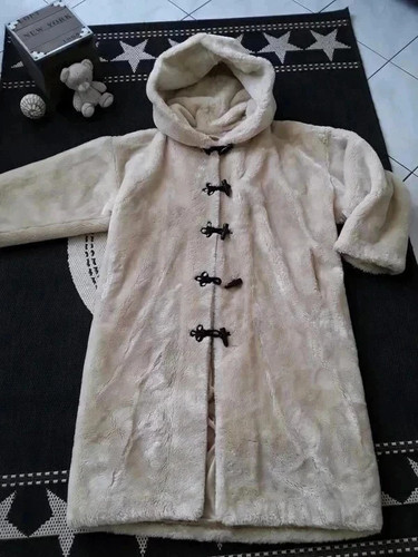 Magnifique manteau long et - un,
