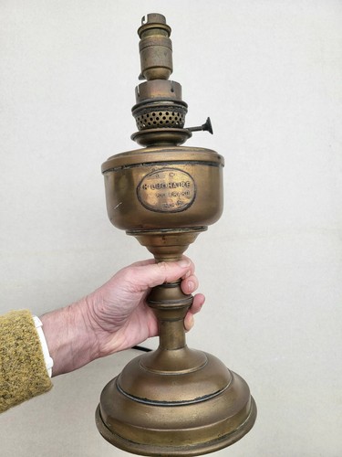 Lampe pétrole - à,
