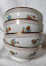 4 Bols Anciens En Porcelaine Décor Petites Fleurs Et Filet Or