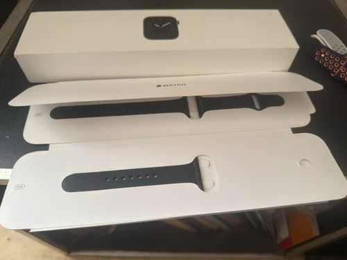 Apple watch gps 44mm - gps,