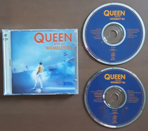 Queen live at - -,