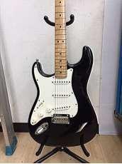 stratocaster fender gaucher