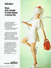 PUBLICITE ADVERTISING 115  1972  le séche- cheveux à coussin d'air Braun