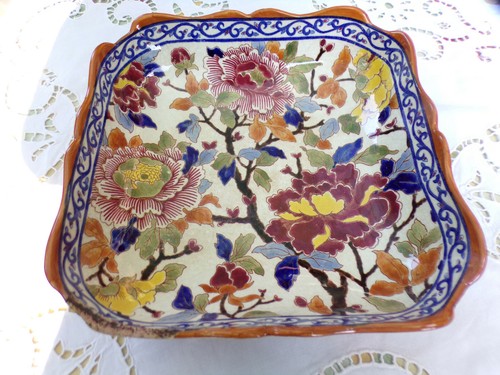 Plat ancien creux - , carré