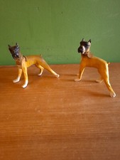 FIGURINE PUBLICITAIRE DE GARAGE , DEUX CHIENS BOXER PNEUS KLEBER , AVEC PLAQUE