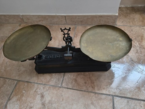 Ancienne balance vintage - ancienne, en