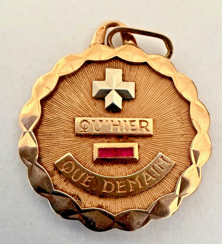 Médaille augis rubis 18 - augis,