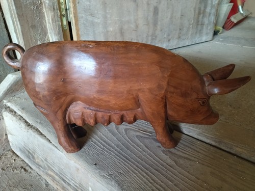 Important cochon truie - , en