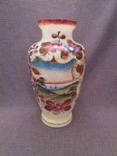 Vase en opaline émaillé