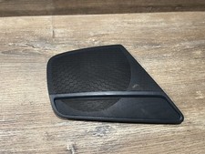 GRILLE HAUT PARLEUR PORTE