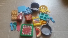 Vintage little tikes food-waffles,syrup, bread, pizza,strainer,  skillet,more 