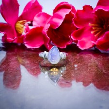 Gracieux Laiteux Opalite Pierre 925 Argent Sterling Handmade Bague Tout Taille