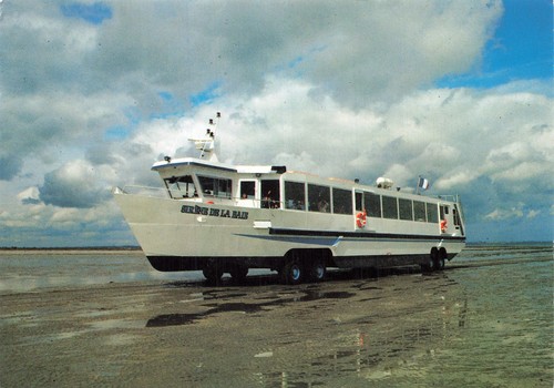 Vivier sur mer bateau - le,