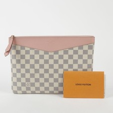 Louis Vuitton Pochette