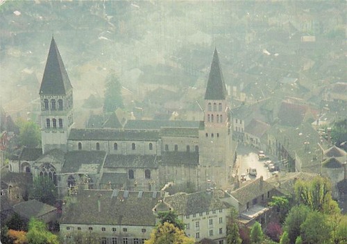 Tournus abbaye saint - abbaye,