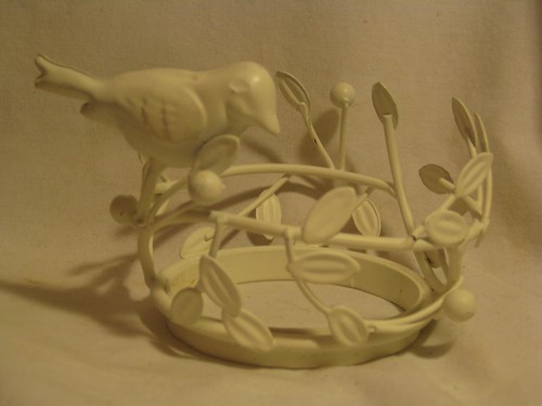 Metal bird nest - nest, circular