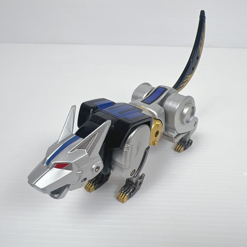 Power rangers wild - power, force
