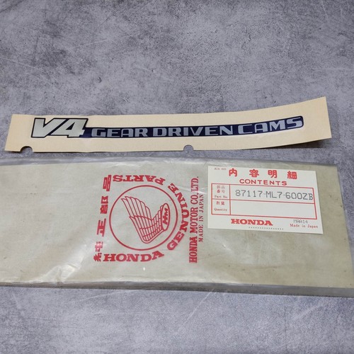 Autocollant gear driven - v4,