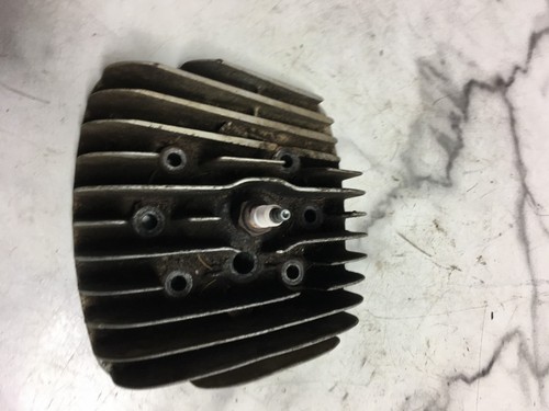 Bultaco alpina 250 - 74, tête
