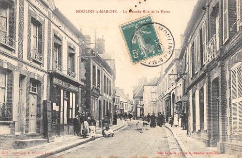 Cpa moulins marche la - moulins,