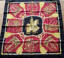 Foulard Hermès en soie cheval