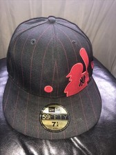 New Era  59Fifty Fitted Yankees Black/Red 7 1/4