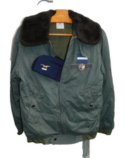 ANCIEN VESTE de VOL / PILOTE ARMEE de l'AIR / PARFAIT ETAT + CALOT + INSIGNE
