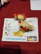 KINDER C99 LA POULE. 2004