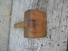 Outil ancien grattoir - grattoir,