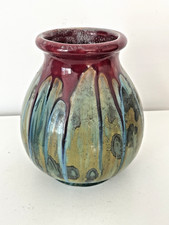 Vase en grès signé