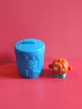 figurine Poubelle bleues The