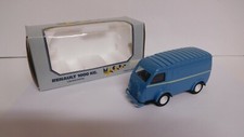 MACADAM fourgon renault 1000