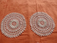 paire de napperons fabriqués