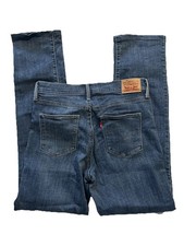 JEAN FEMME LEVIS MODELE