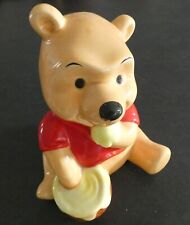 BELLE TIRELIRE DISNEY WINNIE L'OURSON EN CERAMIQUE  15 CM DE HAUT