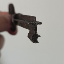 CLÉ Ancienne XVIIè XVIIIè Fer Forgé Italie? Panneton En Croix