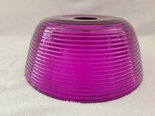 1 belle ancienne suspension  abat jour verre moulé violet typique des années 80 