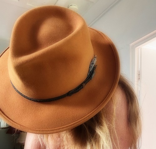 Akubra traveller hat - size, 58