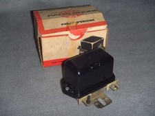 Régulateur Paris-Rhône AYB 217  ( 77.616 X ) pour alternateur A13M8-11, A13R127