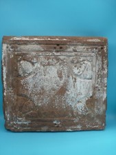 Ancienne stèle / frise de mur