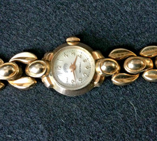 MONTRE  bracelet femme SARDA Besançon plaqué or fonctionne années 20