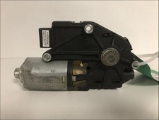 Moteur toit ouvrant RENAULT MEGANE 2 PHASE 1 7701055542