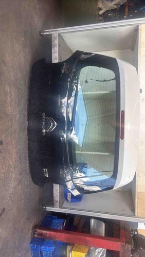 Malle hayon arriere citroen - malle/hayon,