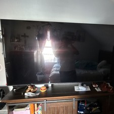 Samsung Black TV LED Display