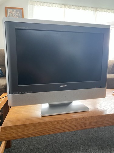 Toshiba 2006 tv dvd - 2006, 20”