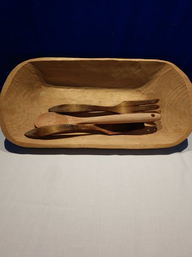 Vintage handcarved wooden bowl - handcarved,