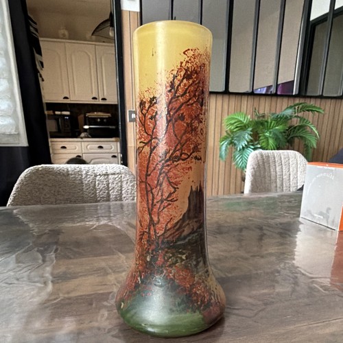 Ancien vase émaillé