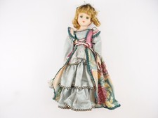 Poupée de porcelaine  40 cm années 2000