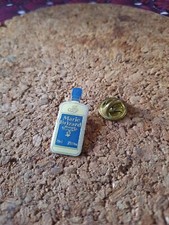 Pin's Marie Brizard Alcool Alcohol Drink Anisette Aperitif - pin Pins juin23